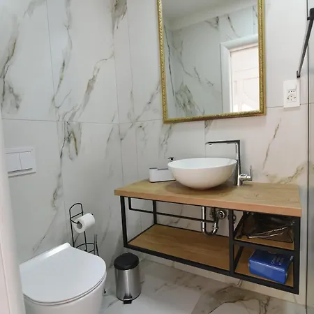 Apartment Anda S Apartmanima I Bazenom *