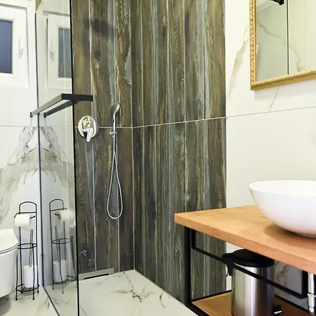 Anda S Apartmanima I Bazenom Apartment Brseč