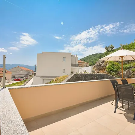 Anda S Apartmanima I Bazenom Apartment