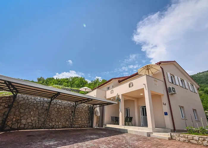 Appartement Anda S Apartmanima I Bazenom