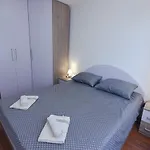 Anda S Apartmanima I Bazenom *