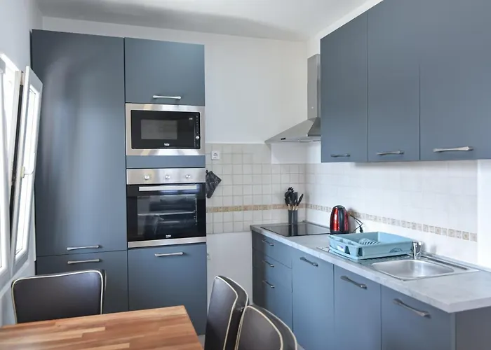 Διαμέρισμα Anda S Apartmanima I Bazenom