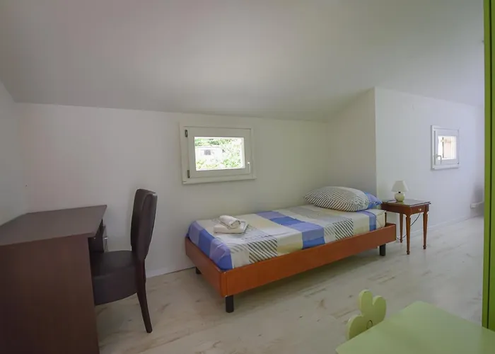 Daire Anda S Apartmanima I Bazenom Brseč