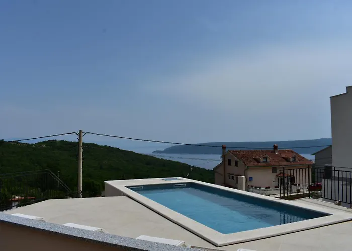 Anda S Apartmanima I Bazenom Daire *